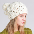 Womens Hand Made Winter warme gestrickte verdrehte Kabel POM POM Caps Hut geflochtene Mütze (HW135)